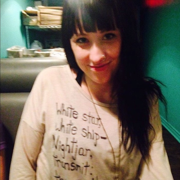 Meet your Posher, Nikki - Picture 1 of 1